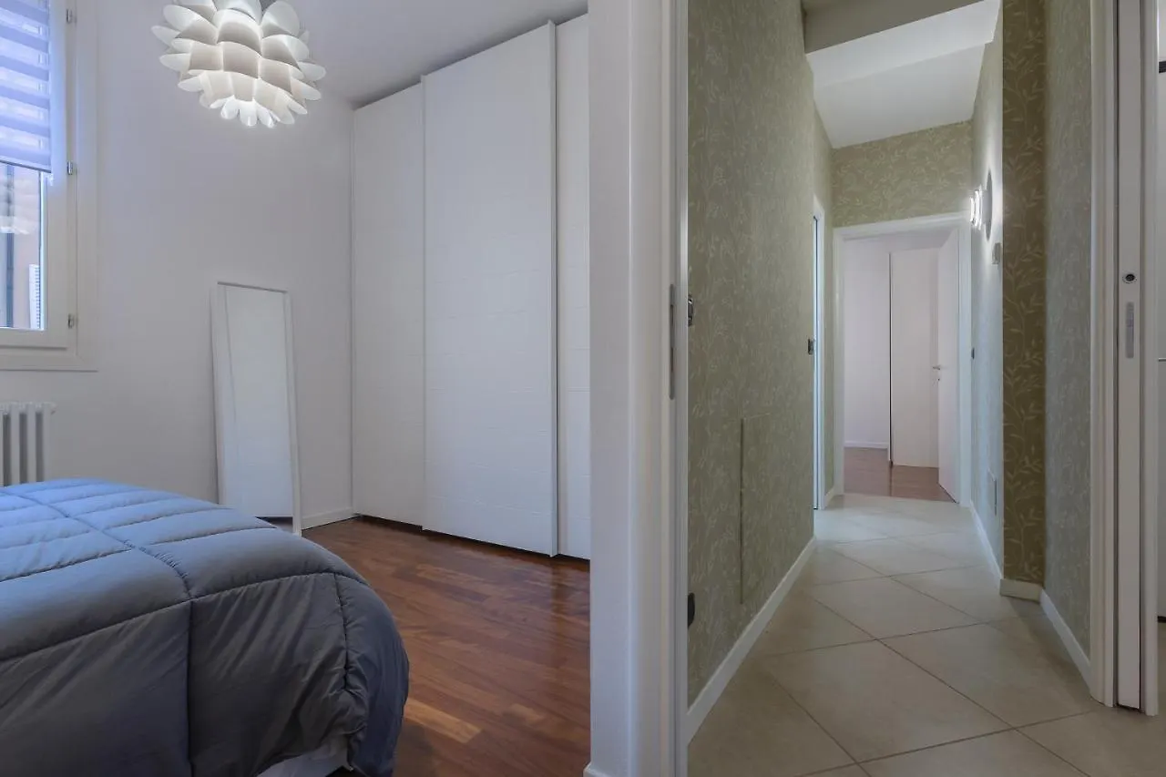 Crocetta Certosa Apartment Con Balcone Bologna 0*,  Italy