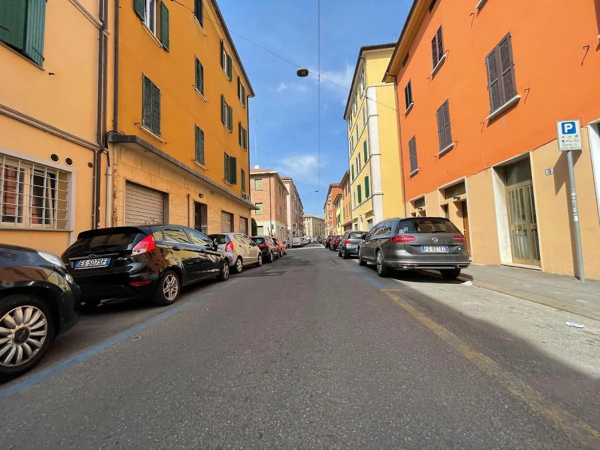 Crocetta Certosa Apartment Con Balcone Bologna